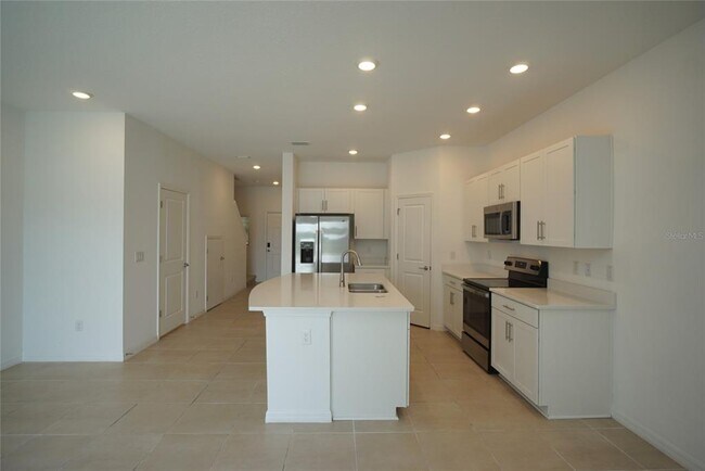 Building Photo - 2407 Paravane Wy