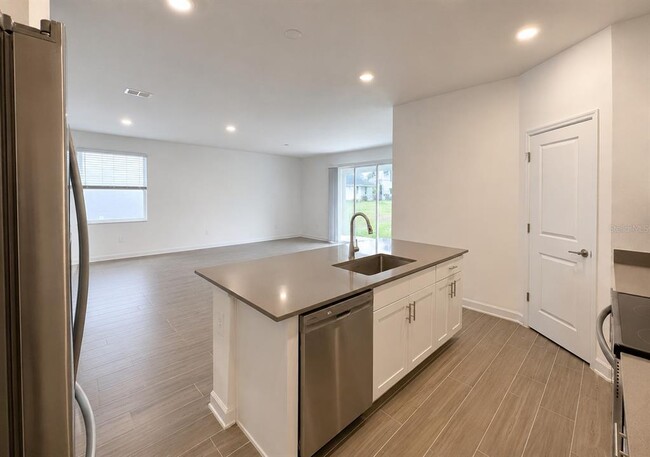 Building Photo - 4744 Waltham Forest Dr