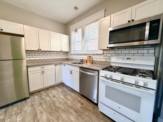 Building Photo - 224 Ingram Ave