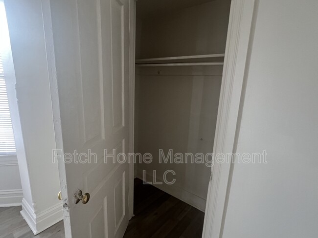 Building Photo - 123 S Richland Ave