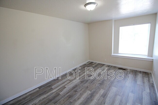 Building Photo - 3766 S Barletta Way