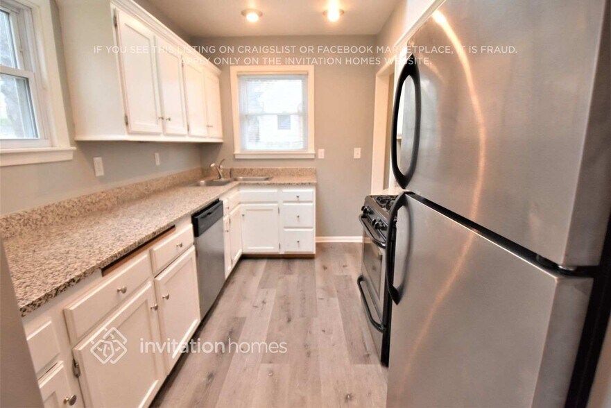 Building Photo - 6909 Morgan Ave S