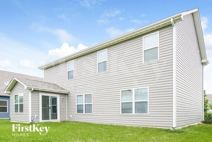 Building Photo - 15193 Silvercharm Dr