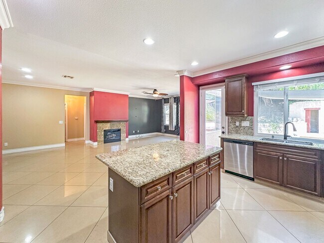 Building Photo - 1618 Quiet Trail Dr