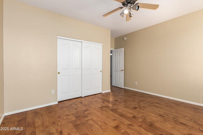 Building Photo - 3437 E Kingbird Pl