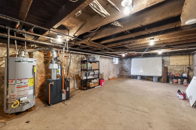 Building Photo - 4 Bedroom, 2 Bath Conshohocken Gem!