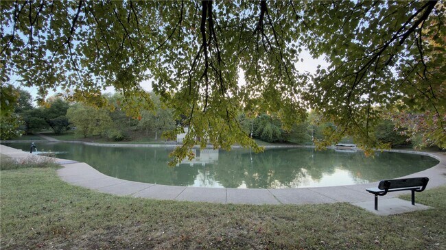 Building Photo - 6015 Elizabeth Ave