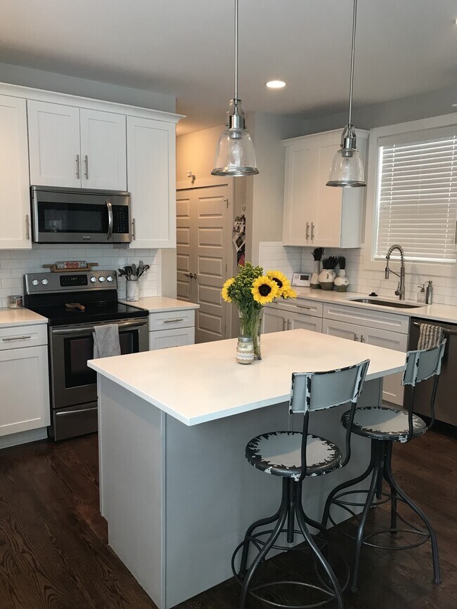 Building Photo - Coming Soon-Great house in The Nations!