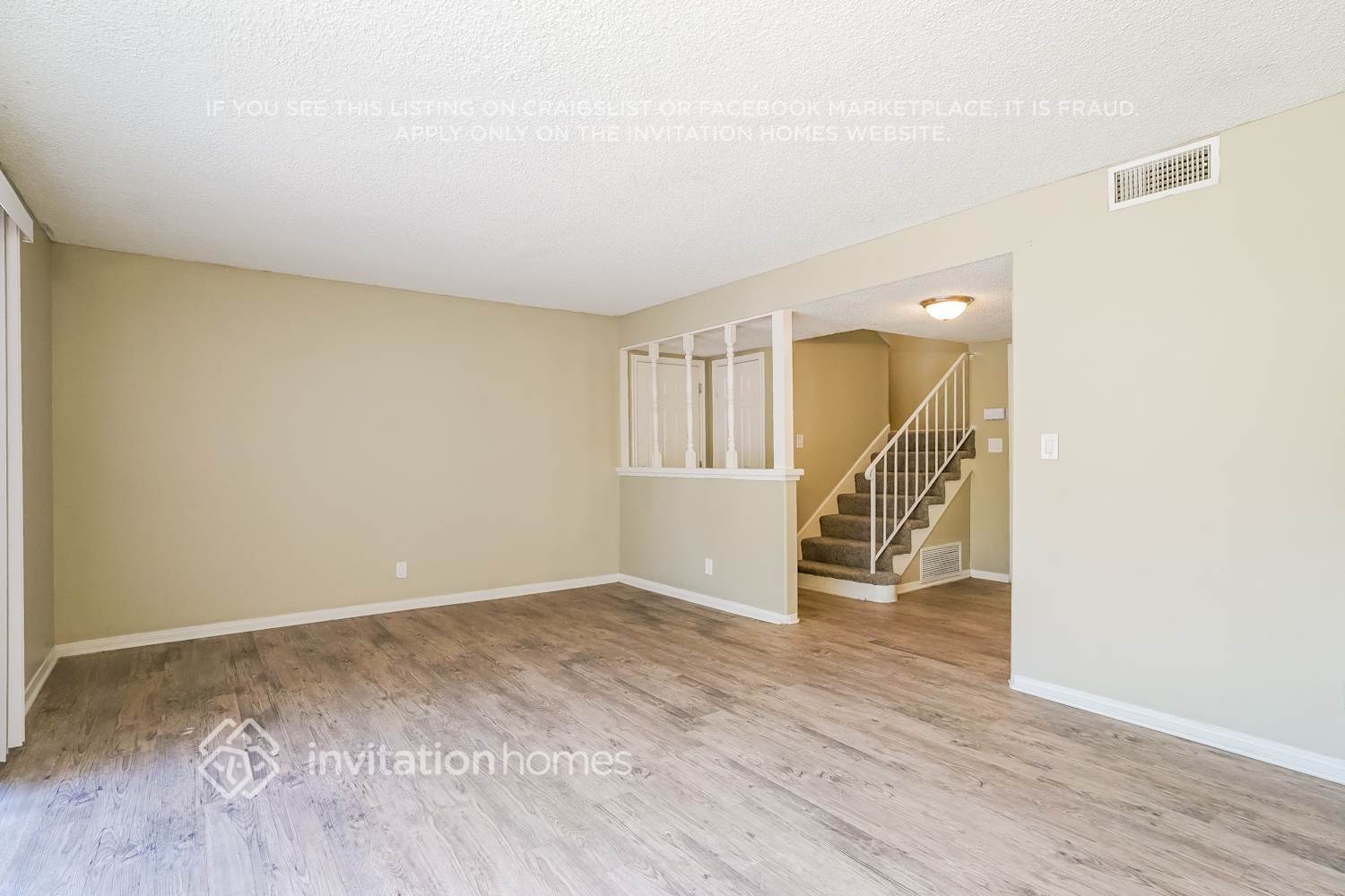 Building Photo - 2164 Athens Ave