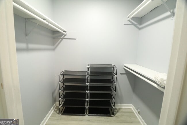 Building Photo - 933 Ohara Dr