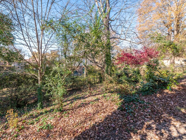 Building Photo - Lovely Three Bed Two Bath Home in Gastonia!