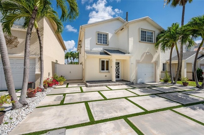 Building Photo - 13753 SW 160th Terrace