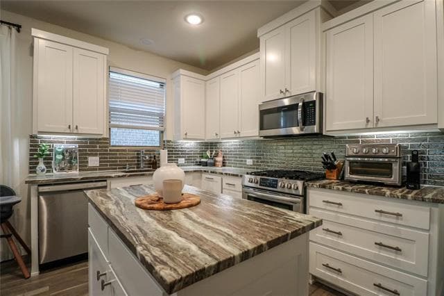 Building Photo - 264 Spring Hill Rd