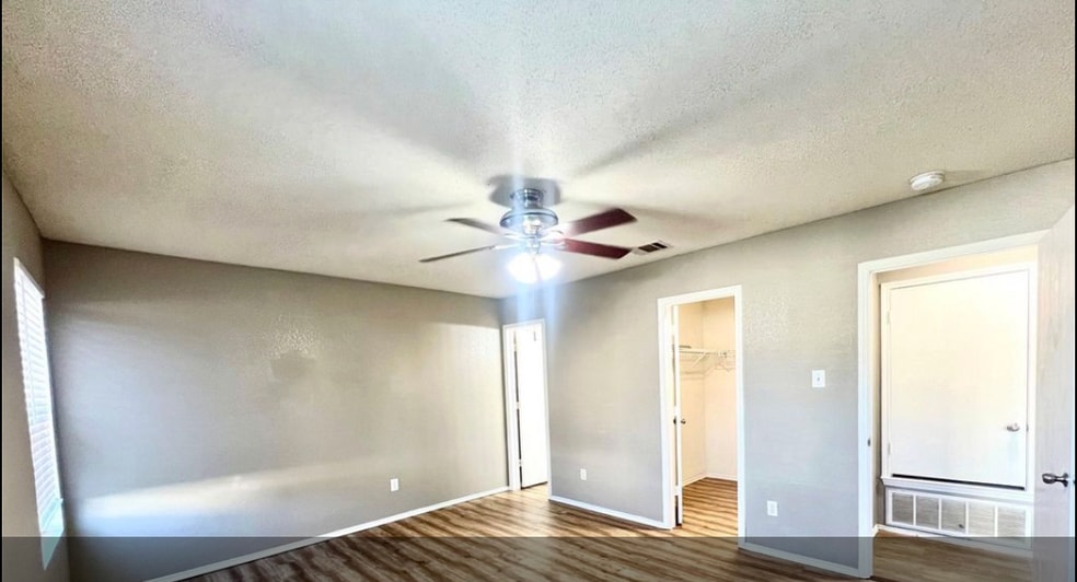 Building Photo - 9908 Peregrine Trl