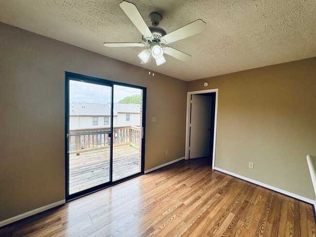 Building Photo - Great Campbell County Location FIRST MONTH RENT FREE