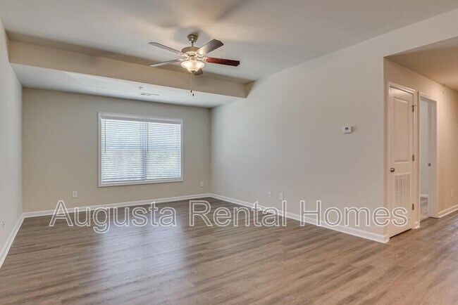 Building Photo - 2509 Otter Run
