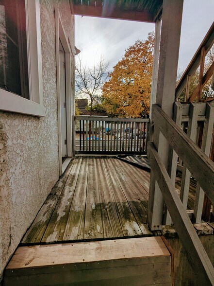 Building Photo - 1329 Penn Ave