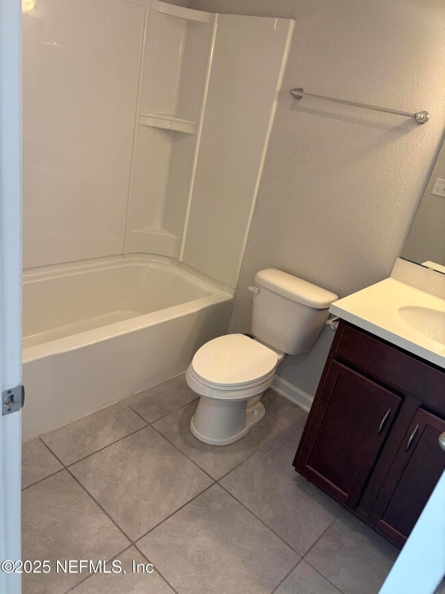 Building Photo - 12032 Bridgehampton Rd