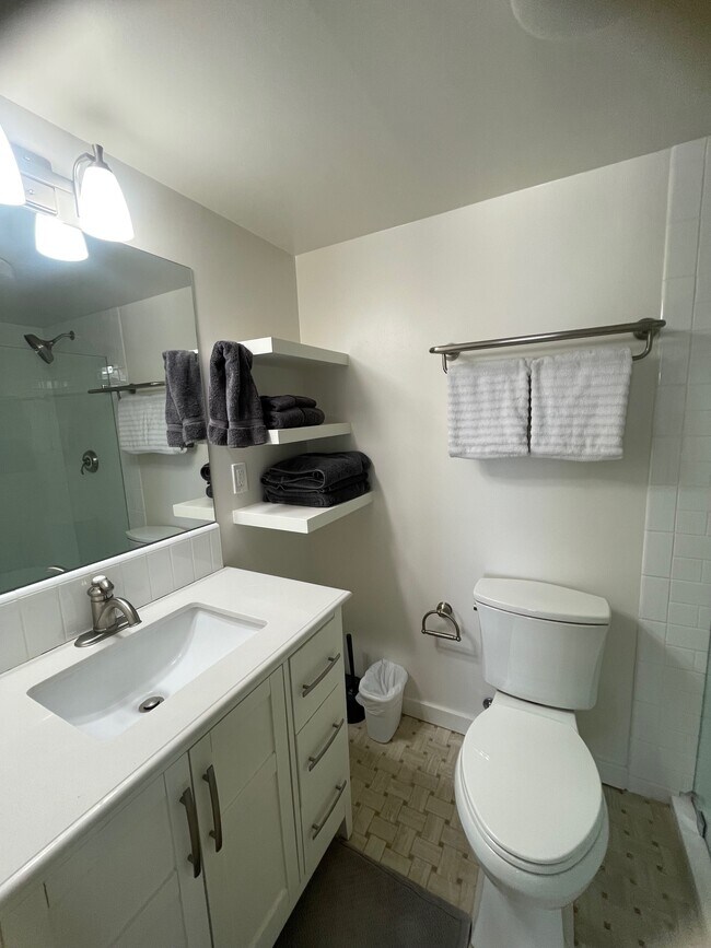 Building Photo - The Baxter - Residential