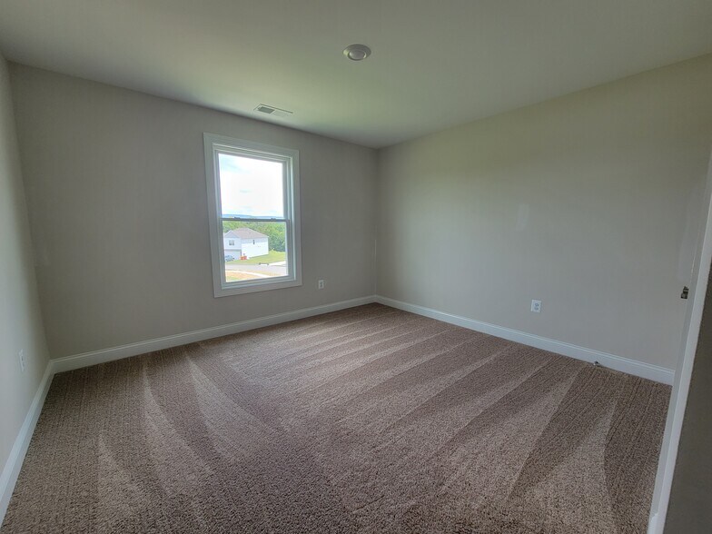 Building Photo - 10101 Amelia Ct