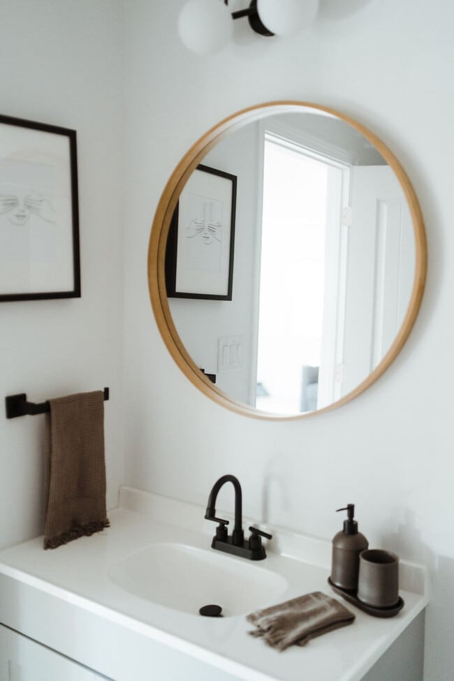 Building Photo - 1908 Morrow Ave