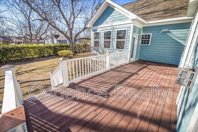 Building Photo - 205 N Sea Lily Ct