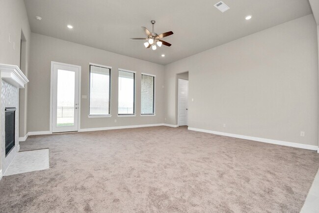 Building Photo - 4710 Austin Landing