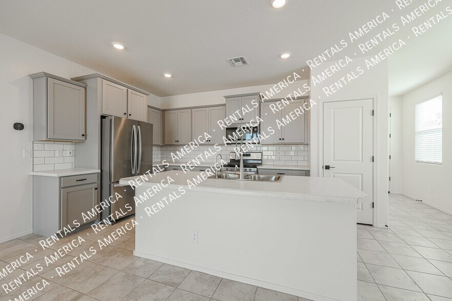 Building Photo - 36506 W San Sisto Ave