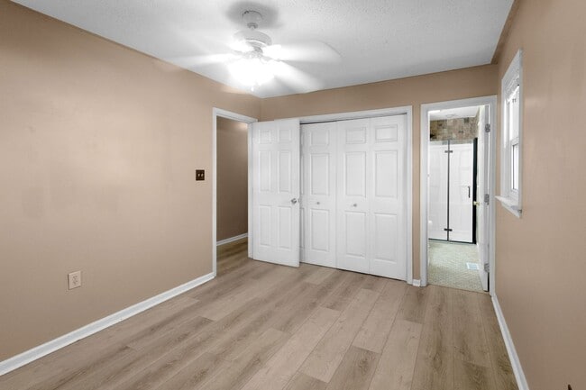 Building Photo - 4 Bed 2 Bath Home for Rent !