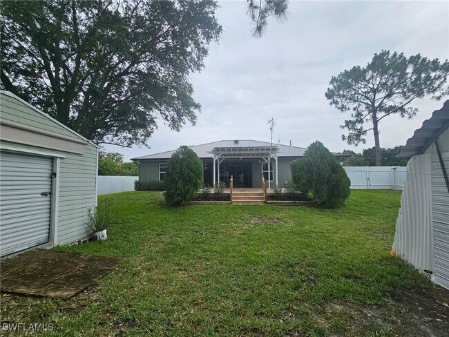 Building Photo - 5307 3rd St W