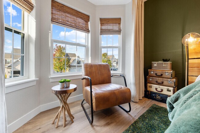 Building Photo - 1870 Woodland Way