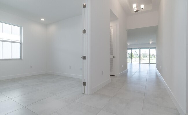 Building Photo - 1360 Bushel Crk Xing