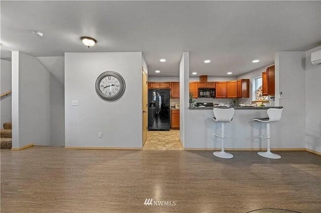 Building Photo - Beautifully Updated 3 Bed, 2.5 Bath Townhome in Monroe