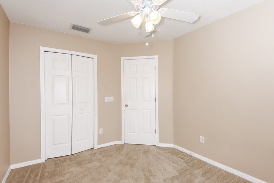 Building Photo - 10330 Avelar Ridge Dr