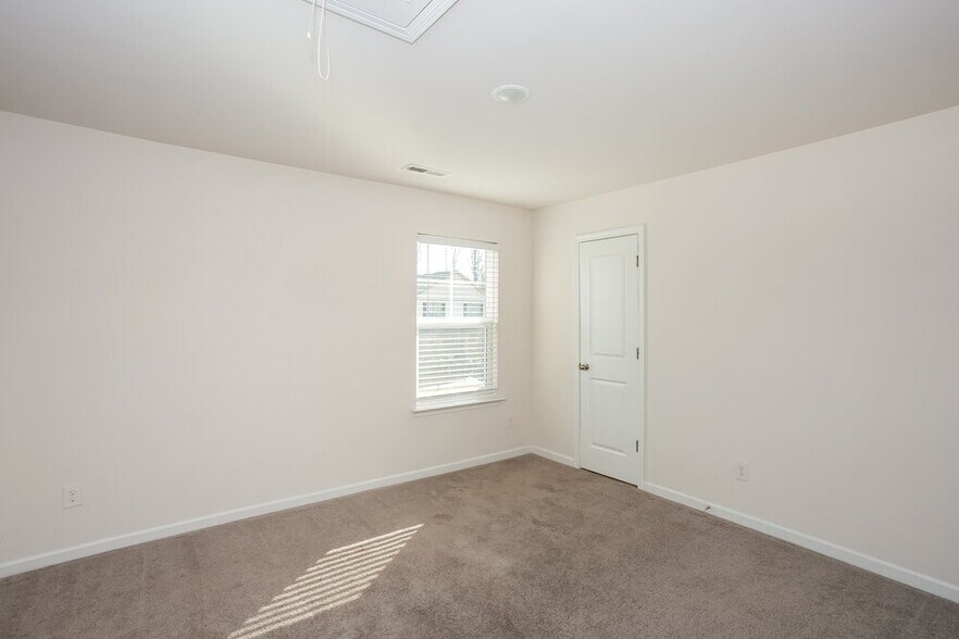 Building Photo - 4319 Drifter Dr