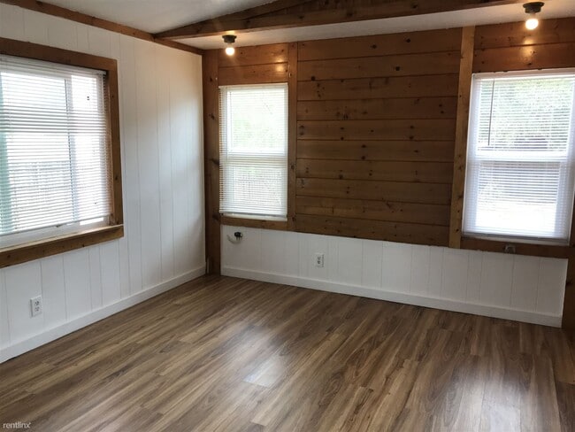 Building Photo - 3 br, 2 bath House - 27625 Smith Road