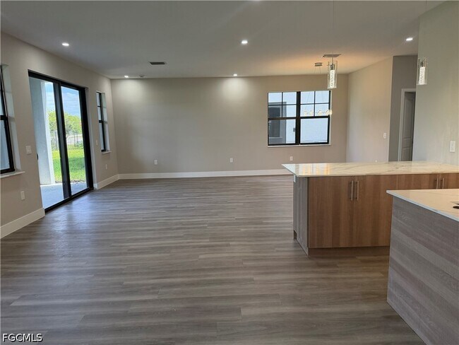 Building Photo - 9908 Porto Fino Cir