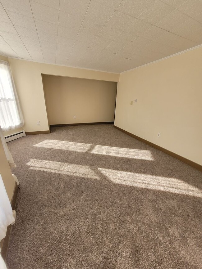 Building Photo - 52-54 East Chestnut Street