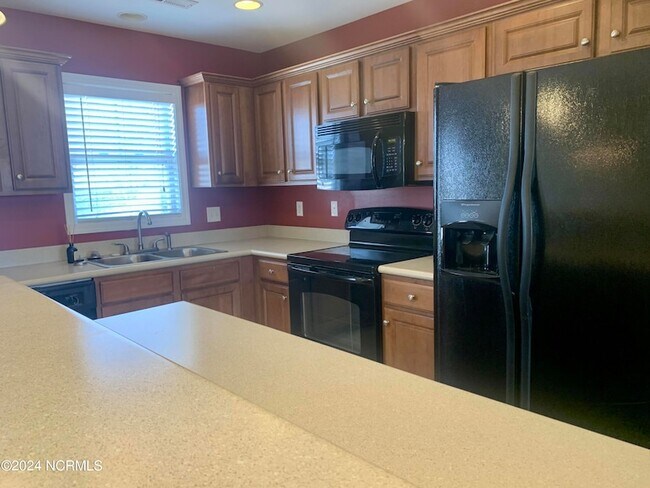 Building Photo - 7206 Chipley Dr