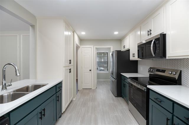 Building Photo - 2311 Wimbledon Dr