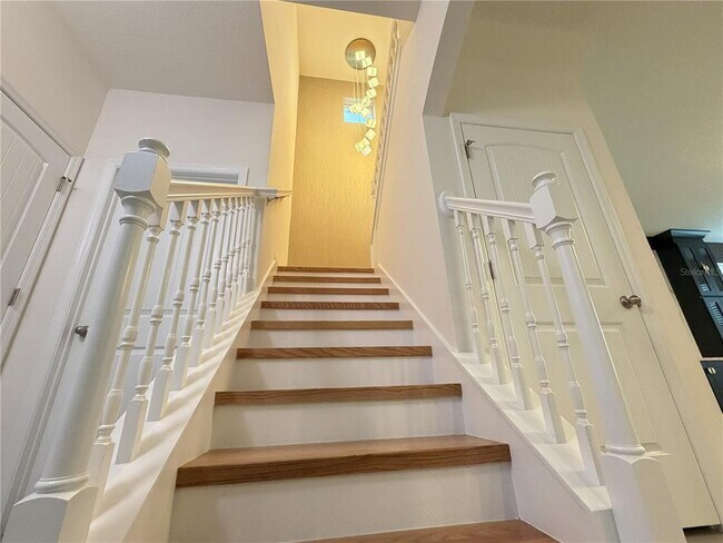 Building Photo - 16128 Mangrove Rd