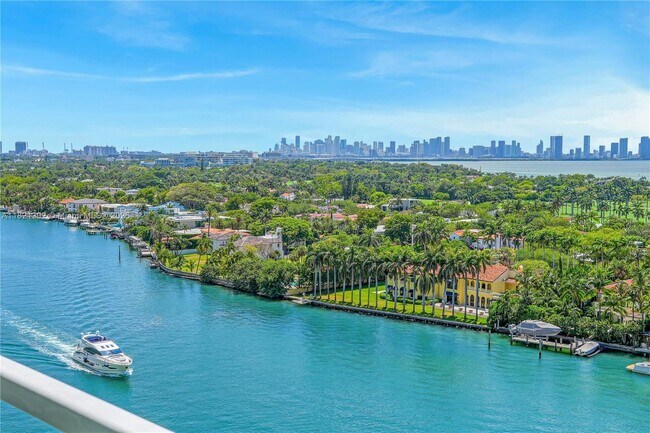 Building Photo - 5600 Collins Ave