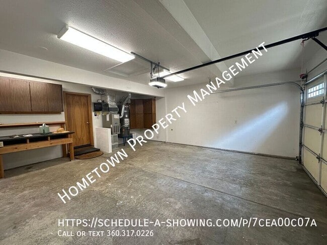 Building Photo - 1227 Arcadia St NW