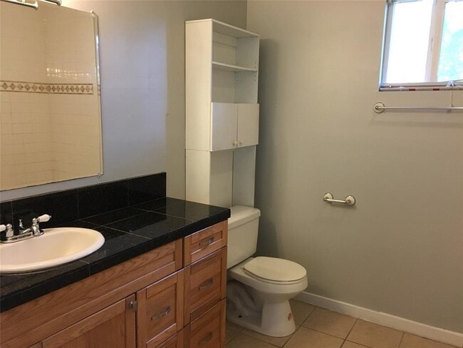 Building Photo - 4802 Clarkson Ave