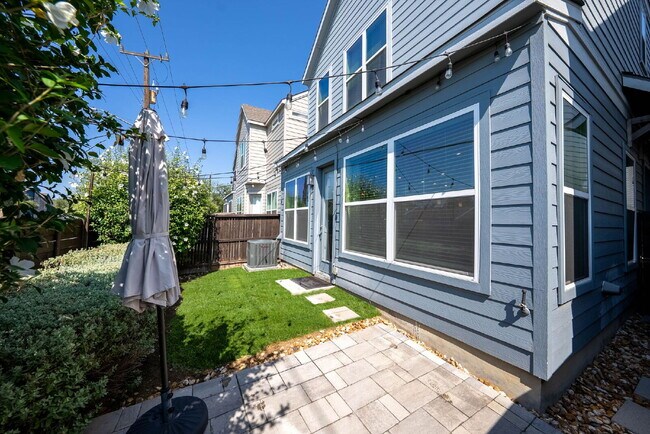 Building Photo - Bright and Modern Two-Story in One of San ...