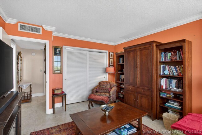 Building Photo - 2600 N Flagler Dr