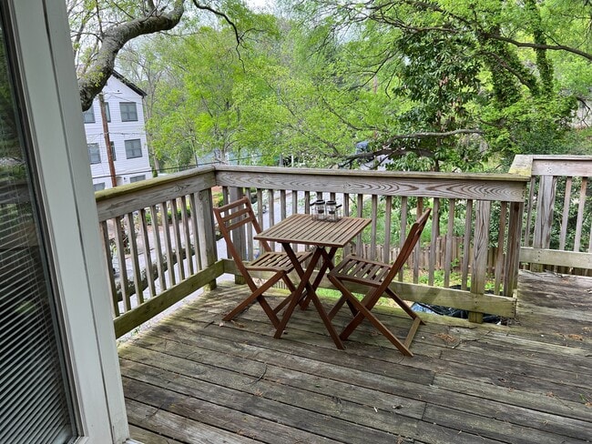 Building Photo - 515 Calhoun St NW