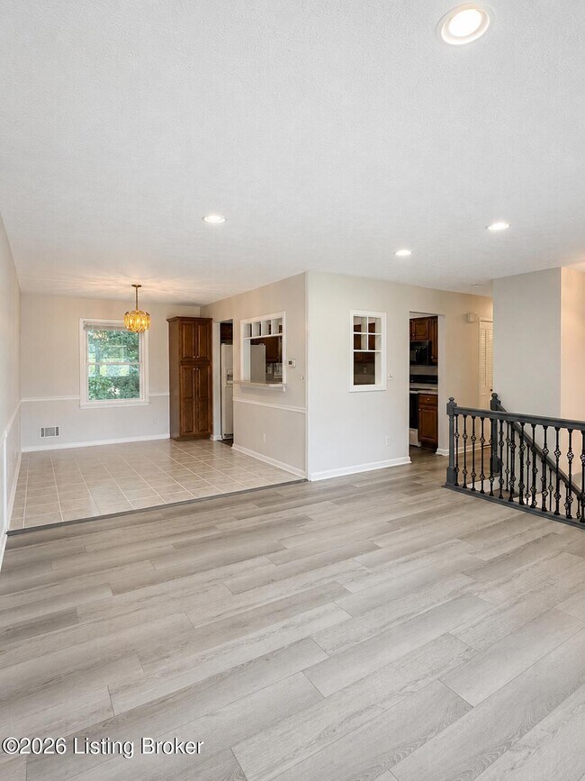 Building Photo - 5109 Volney Ct