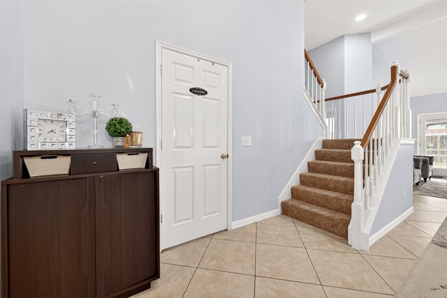 Building Photo - 20135 Golden Mesa Dr