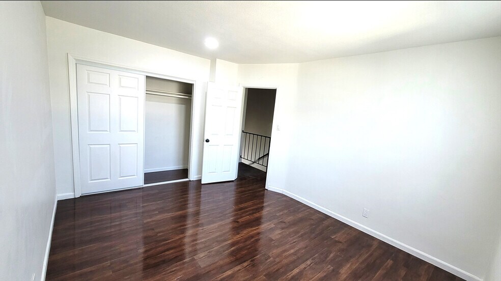 Building Photo - 11516 Eucalyptus Ave